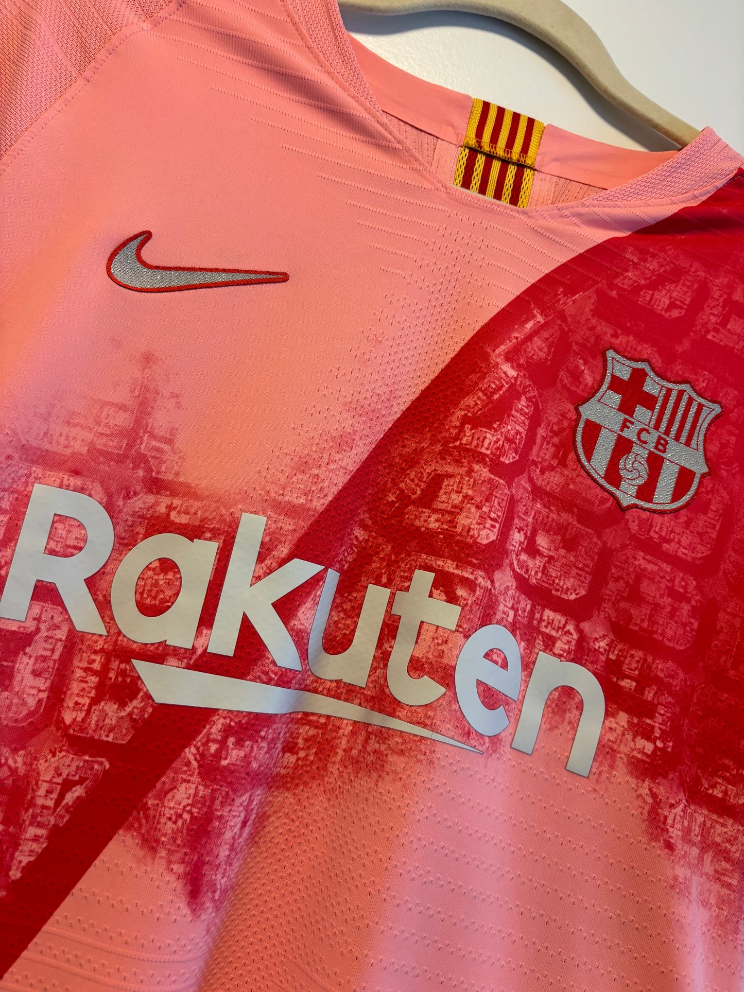 Barcelona 2018-19 Third Kit (M)