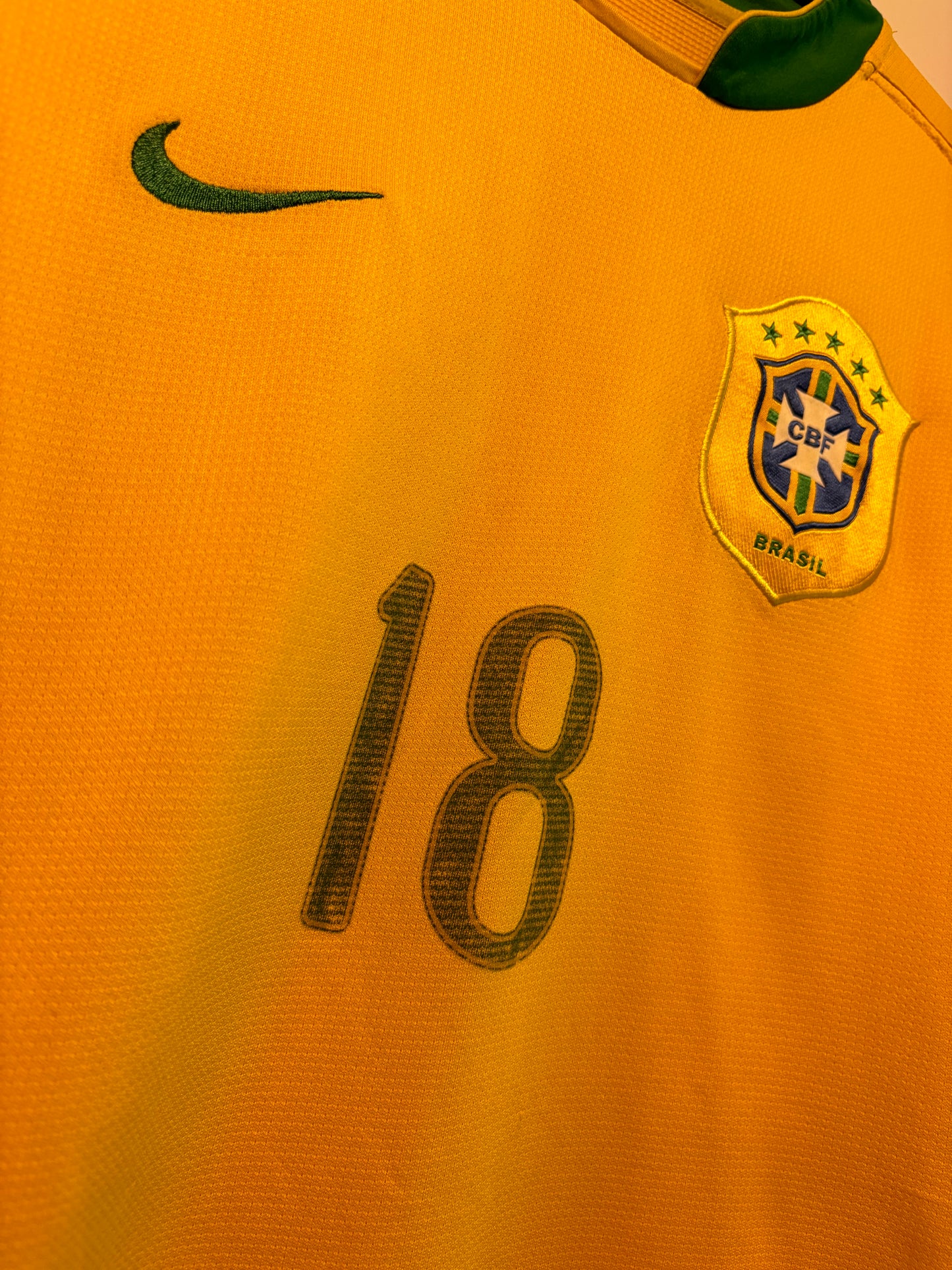 Brazil 2006-07 Home Kit Robinho (L)